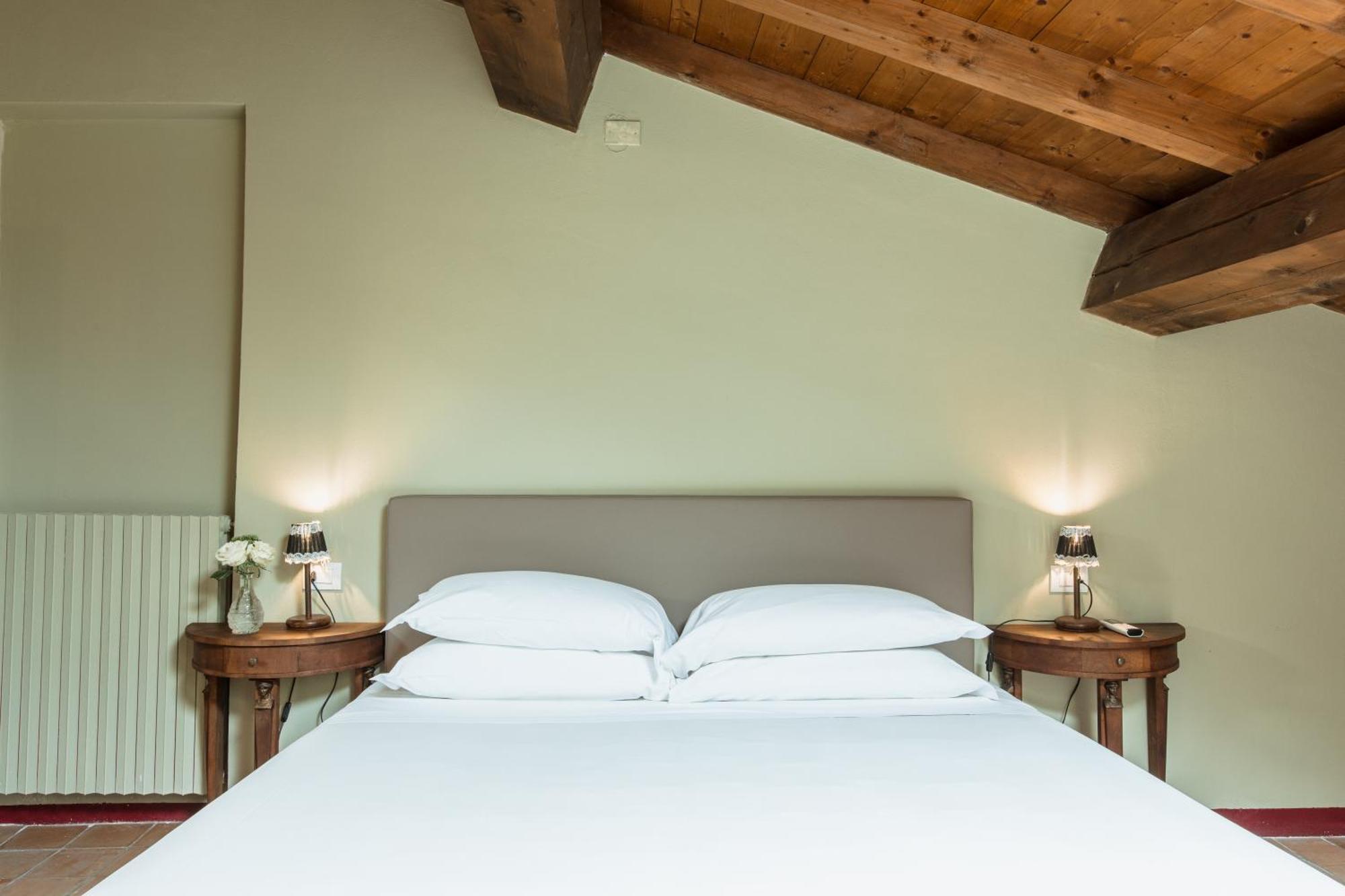 Osteria Luxury Apartments Peschiera del Garda Luaran gambar