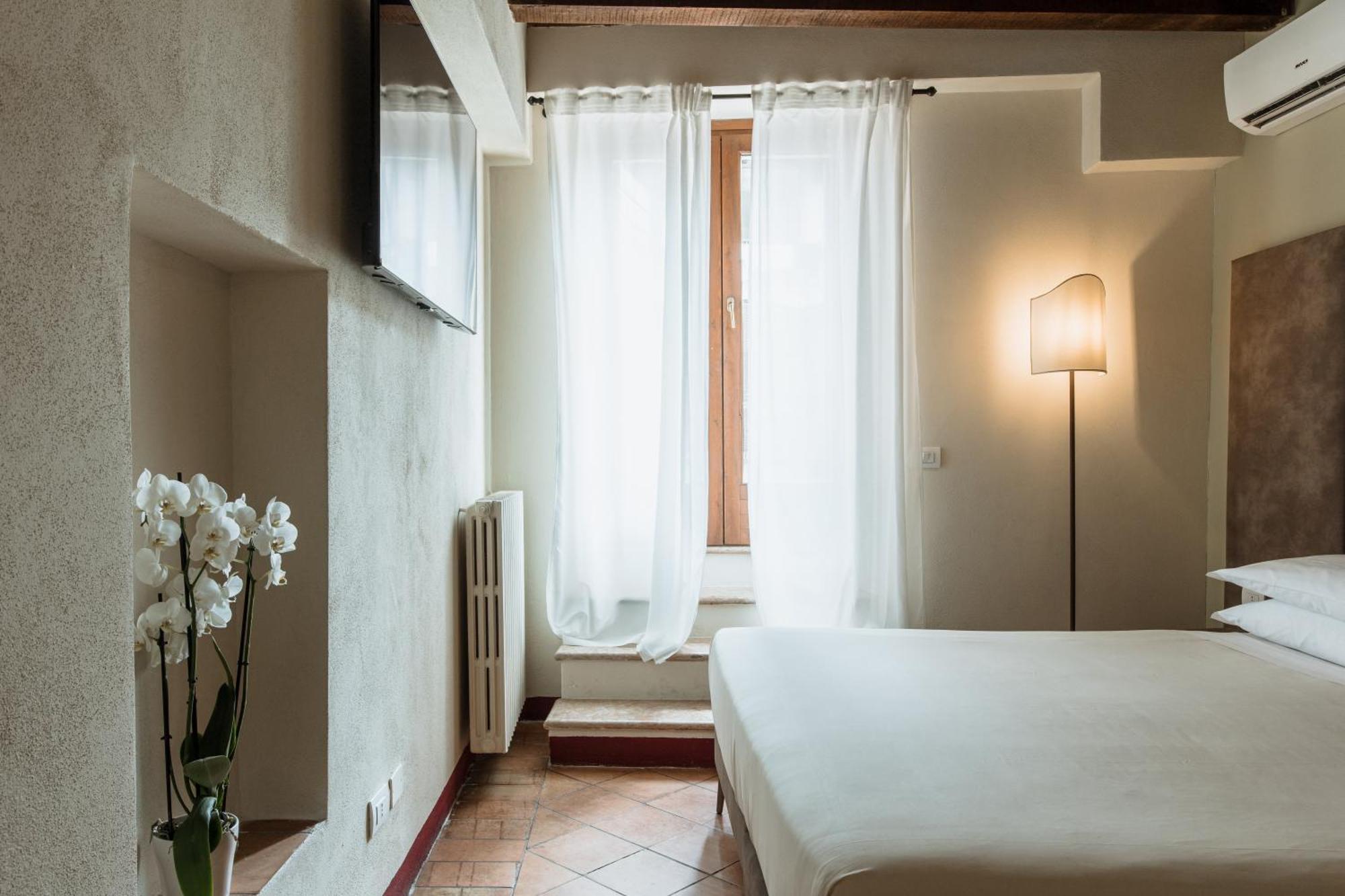 Osteria Luxury Apartments Peschiera del Garda Luaran gambar