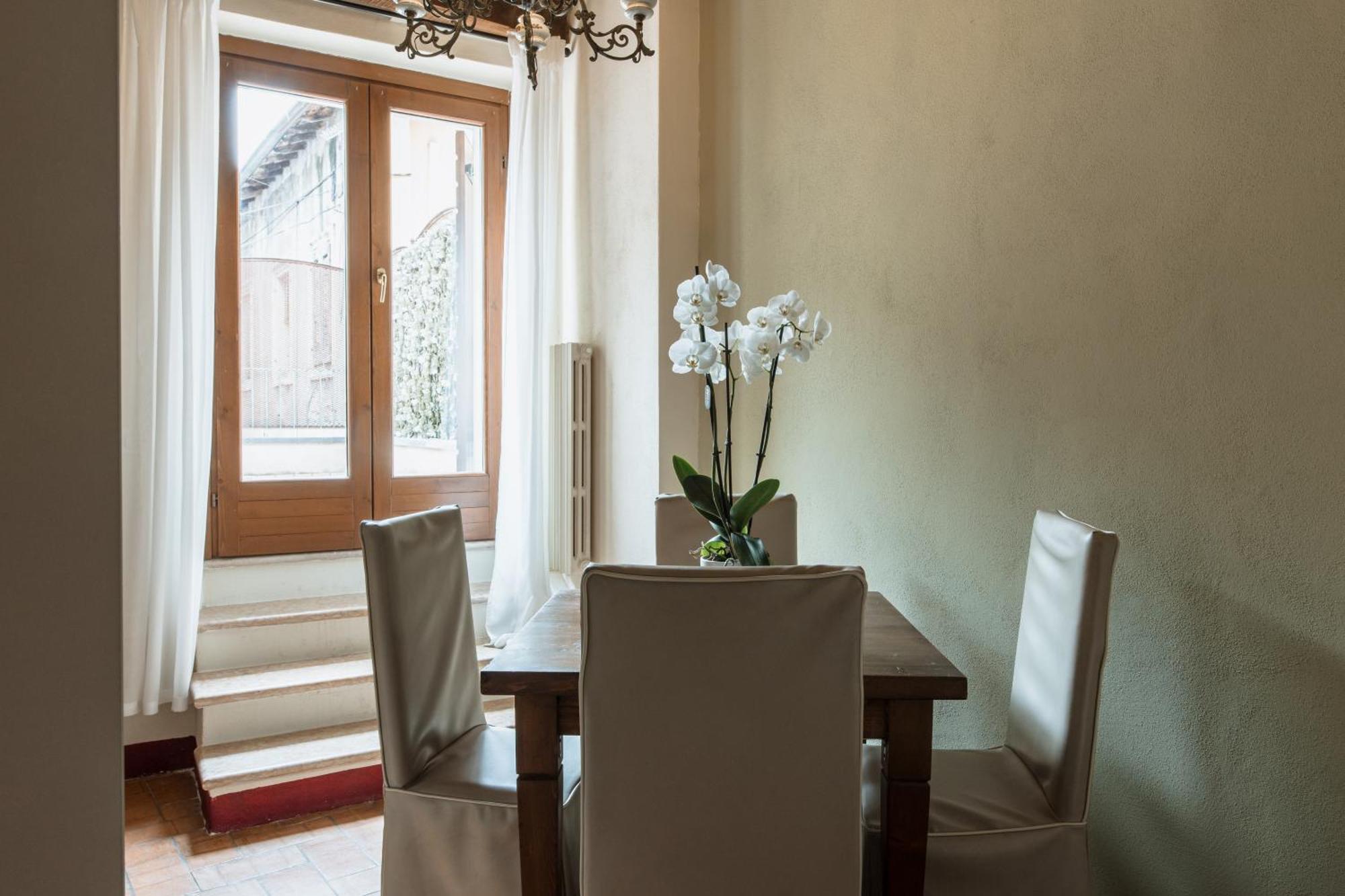 Osteria Luxury Apartments Peschiera del Garda Luaran gambar