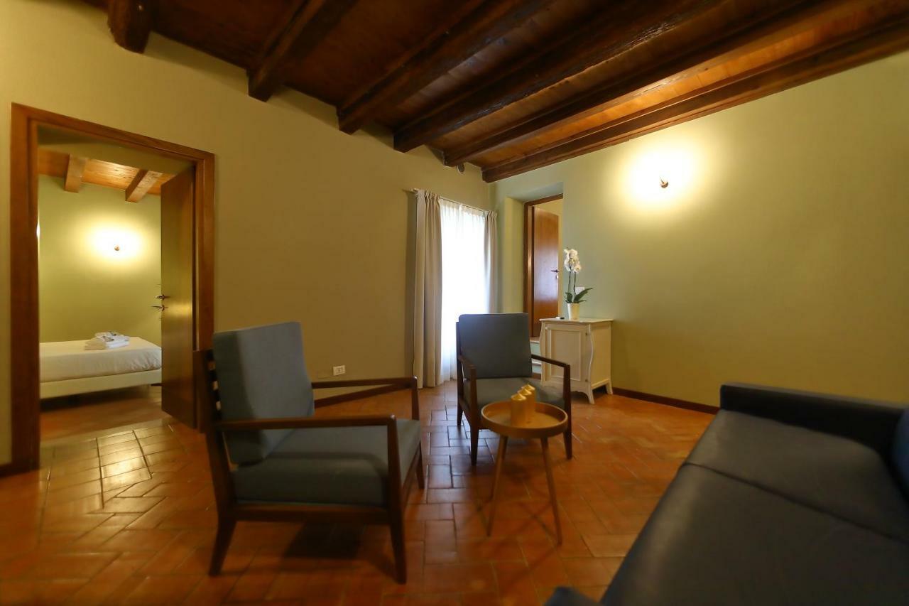 Osteria Luxury Apartments Peschiera del Garda Luaran gambar